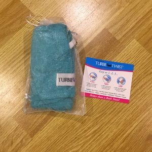 🚫Sold🚫 The Original Turbie Twist Hair Towel Teal